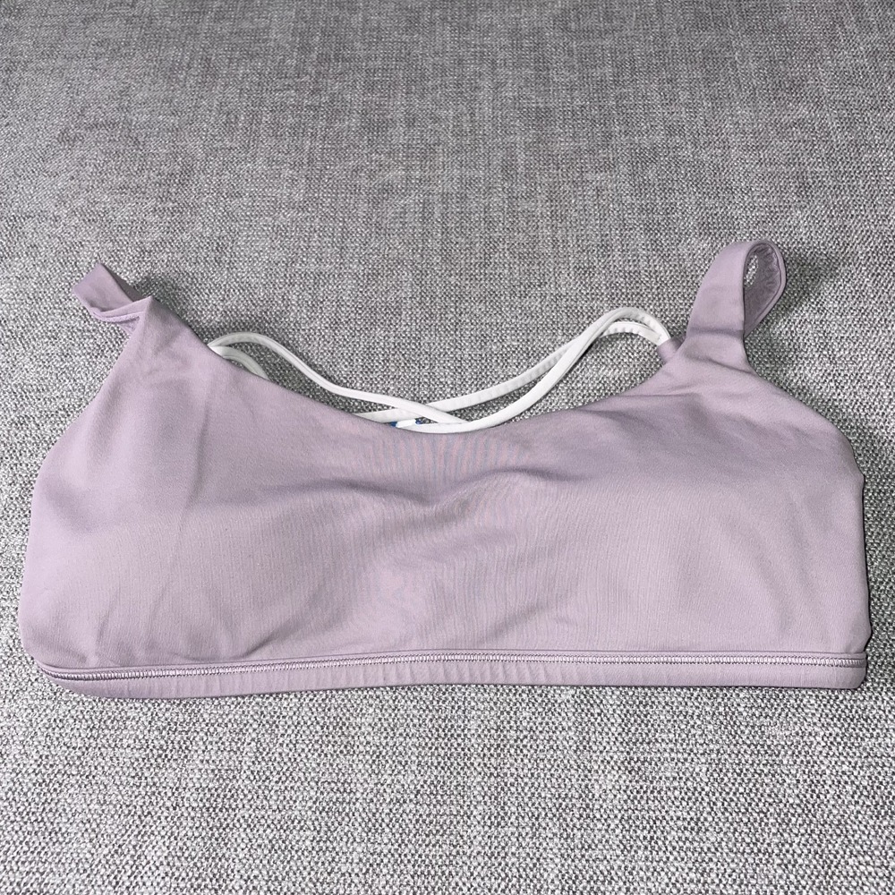 Lululemon Free To Be Sports Bra Womens 8 Purple Ribbed Yoga Crisscross Straps